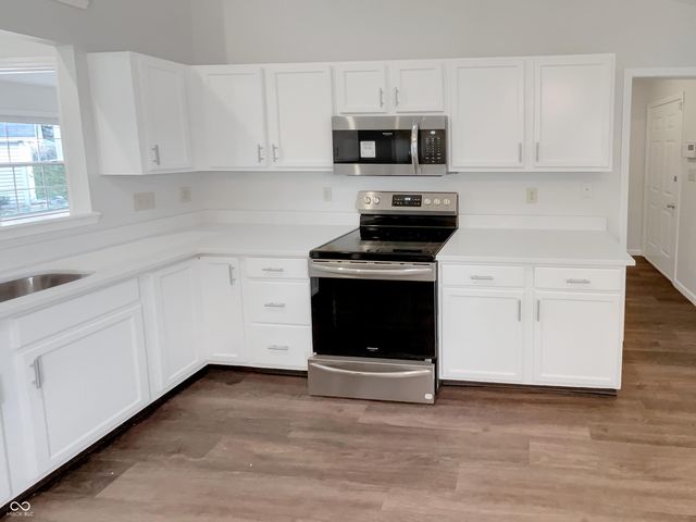 6614 Sparrowood Drive, Indianapolis, IN 46236