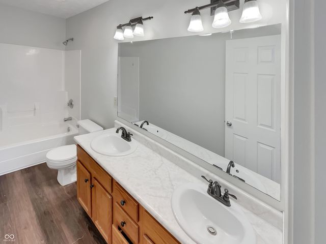 6614 Sparrowood Drive, Indianapolis, IN 46236