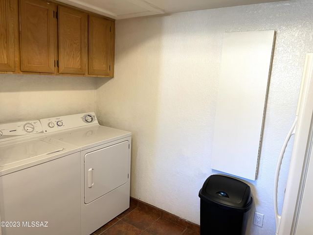 4285 N River Grove Cir Apt 215, Tucson, AZ 85719