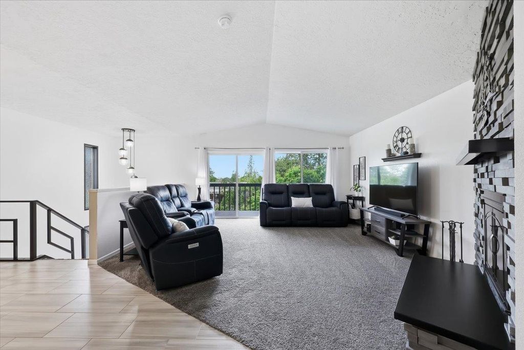 2113 S Vera Crest Dr, Veradale, WA 99037 photo 3