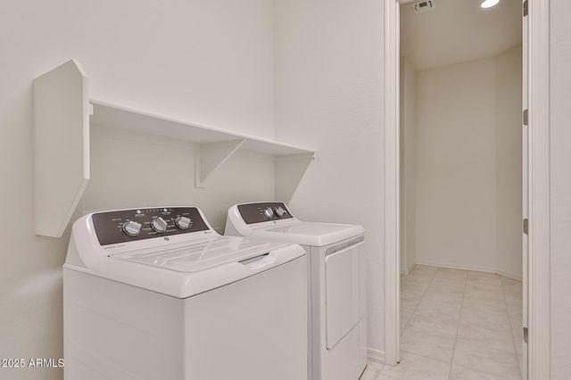 16685 W QUESTA Drive, Surprise, AZ 85387