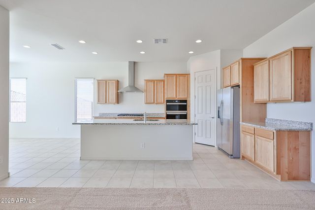 16685 W QUESTA Drive, Surprise, AZ 85387