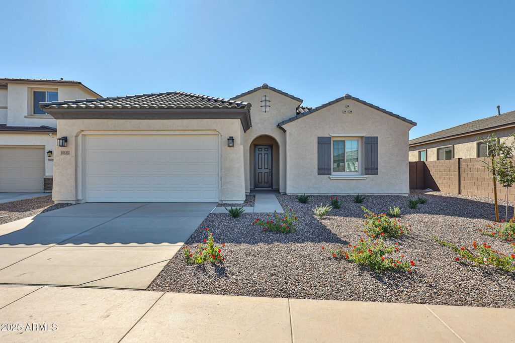 16685 W QUESTA Drive, Surprise, AZ 85387
