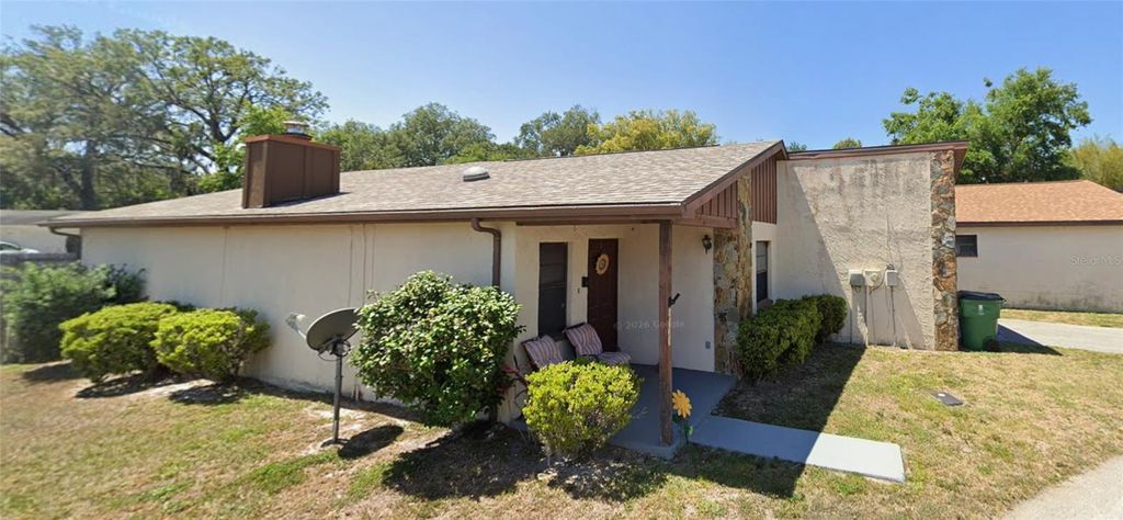 5921 FOREST LANE, Zephyrhills, FL 33542