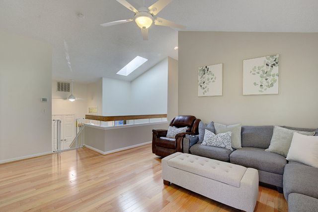 566 FOX PAW TRL TRL, Annapolis, MD 21409