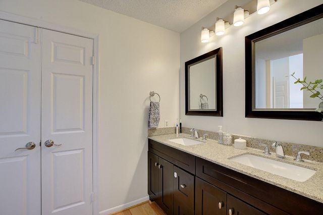 566 FOX PAW TRL TRL, Annapolis, MD 21409