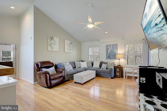 566 FOX PAW TRL TRL, Annapolis, MD 21409