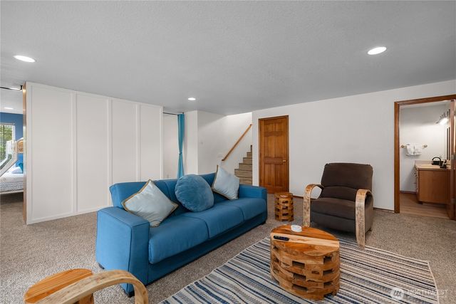 651 E Ballantrae Drive, Shelton, WA 98584