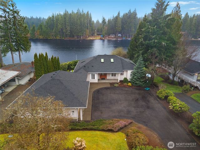 651 E Ballantrae Drive, Shelton, WA 98584