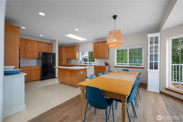 651 E Ballantrae Drive, Shelton, WA 98584