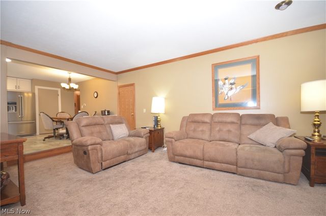 264 High Point Circle, Tallmadge, OH 44278