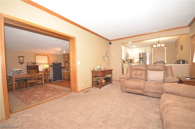 264 High Point Circle, Tallmadge, OH 44278