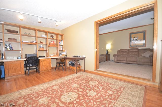 264 High Point Circle, Tallmadge, OH 44278