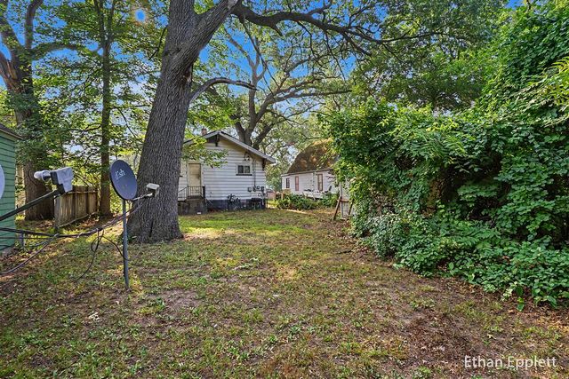 2825 7th Street, Muskegon Heights, MI 49444