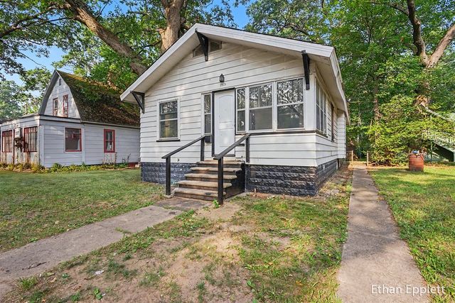 2825 7th Street, Muskegon Heights, MI 49444