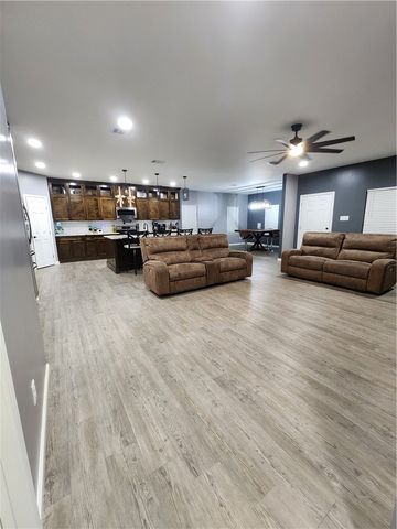 4301 Malvern Street, Bryan, TX 77803