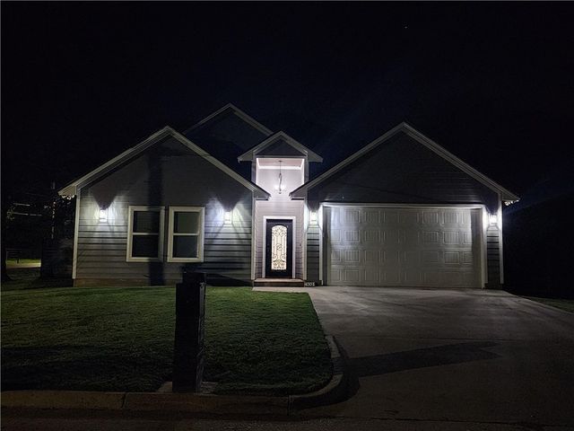4301 Malvern Street, Bryan, TX 77803