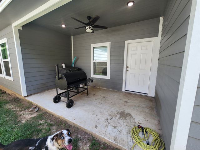 4301 Malvern Street, Bryan, TX 77803