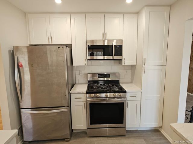 3 Glenbrook Road, Monsey, NY 10952