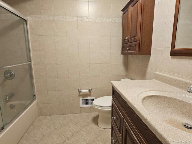 3 Glenbrook Road, Monsey, NY 10952