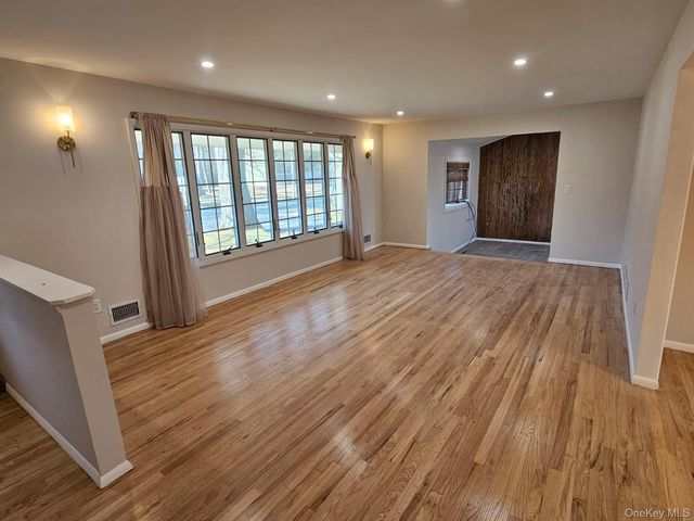 3 Glenbrook Road, Monsey, NY 10952