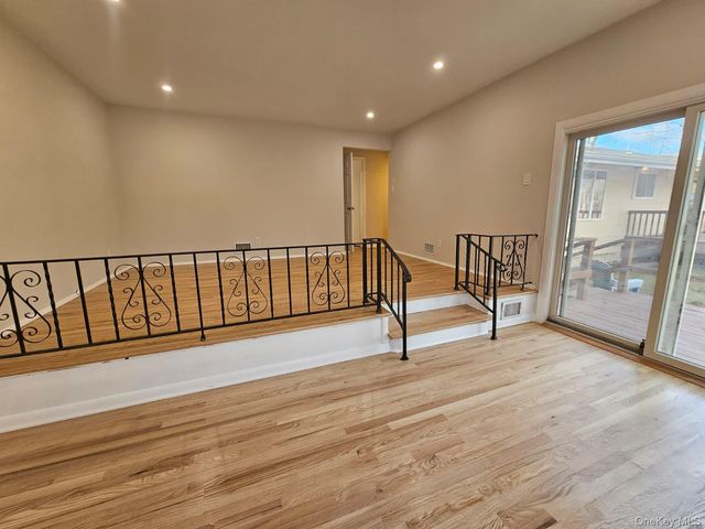 3 Glenbrook Road, Monsey, NY 10952