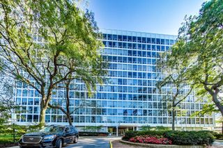 601 E 32nd Street 211, Chicago, IL 60616