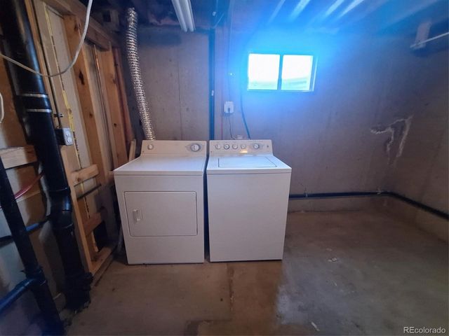 8616 W Utah Avenue, Lakewood, CO 80232