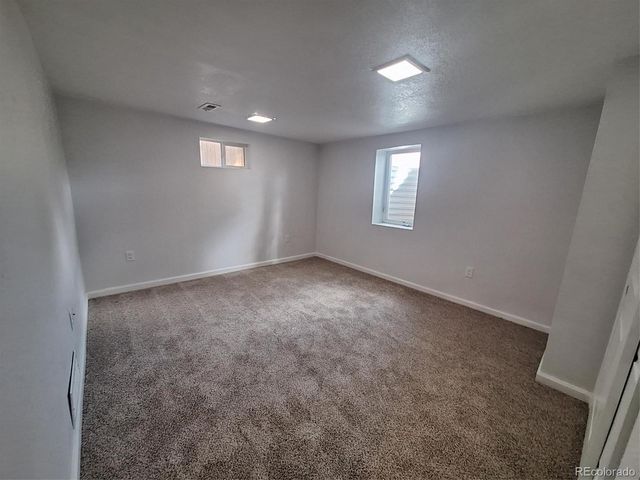 8616 W Utah Avenue, Lakewood, CO 80232