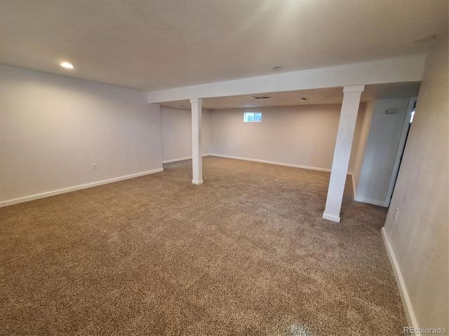 8616 W Utah Avenue, Lakewood, CO 80232