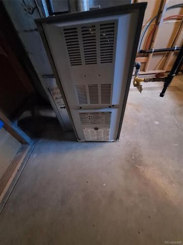 8616 W Utah Avenue, Lakewood, CO 80232