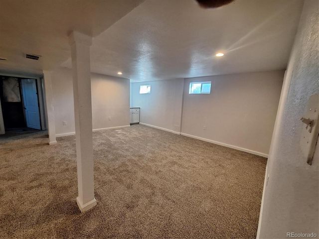 8616 W Utah Avenue, Lakewood, CO 80232