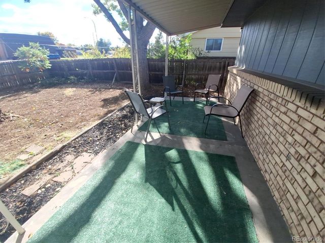 8616 W Utah Avenue, Lakewood, CO 80232