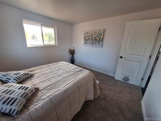 8616 W Utah Avenue, Lakewood, CO 80232