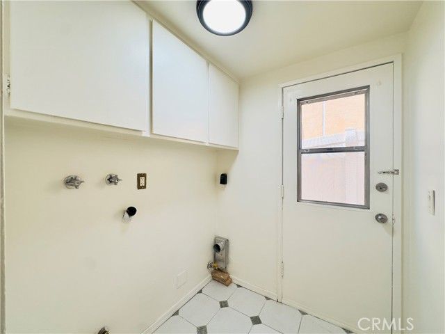 3424 Lambeth Street, Los Angeles, CA 90027