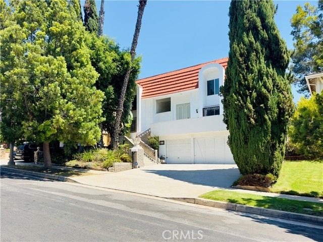 3424 Lambeth Street, Los Angeles, CA 90027