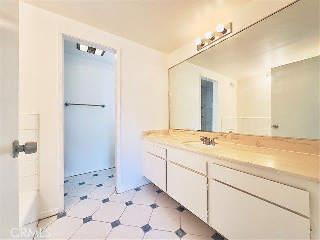 3424 Lambeth Street, Los Angeles, CA 90027