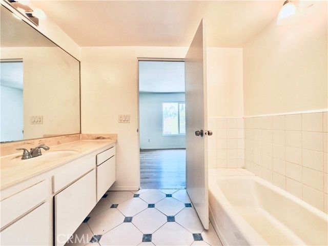 3424 Lambeth Street, Los Angeles, CA 90027