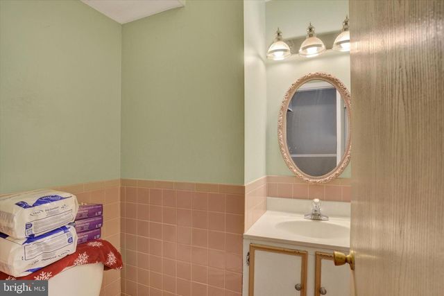 267 PENN ST, Highspire, PA 17034