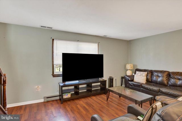 267 PENN ST, Highspire, PA 17034