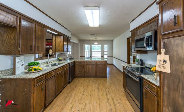 9916 Beaver Creek Drive, Shreveport, LA 71106