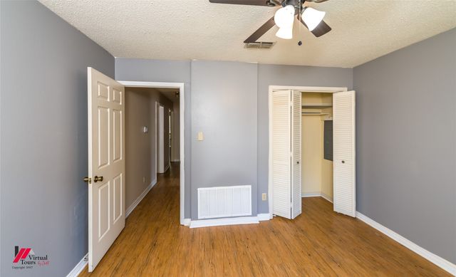 9916 Beaver Creek Drive, Shreveport, LA 71106