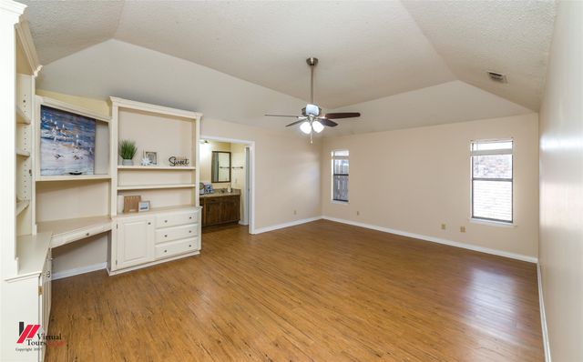 9916 Beaver Creek Drive, Shreveport, LA 71106