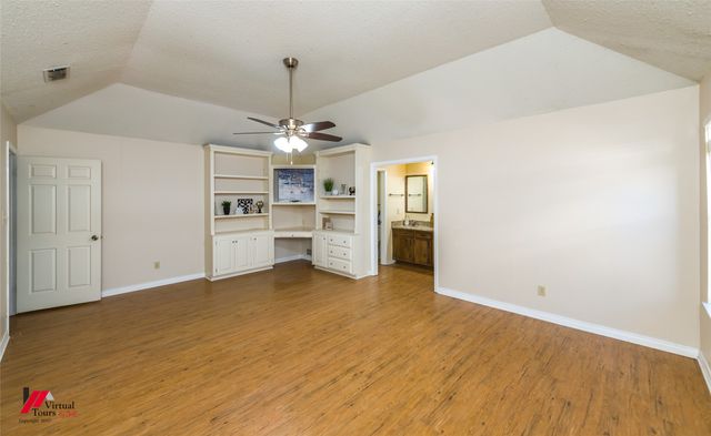 9916 Beaver Creek Drive, Shreveport, LA 71106
