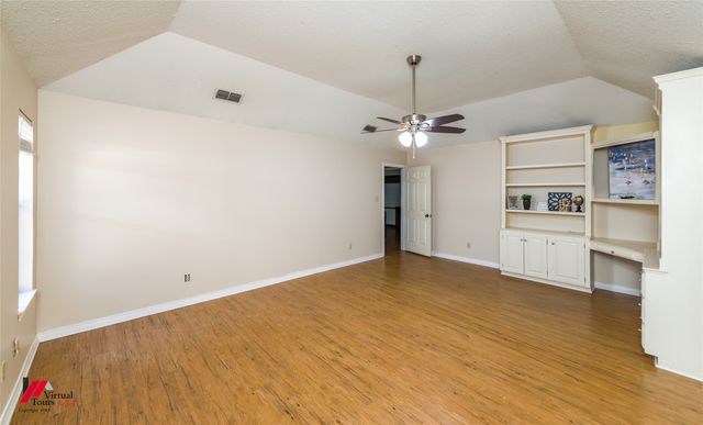 9916 Beaver Creek Drive, Shreveport, LA 71106