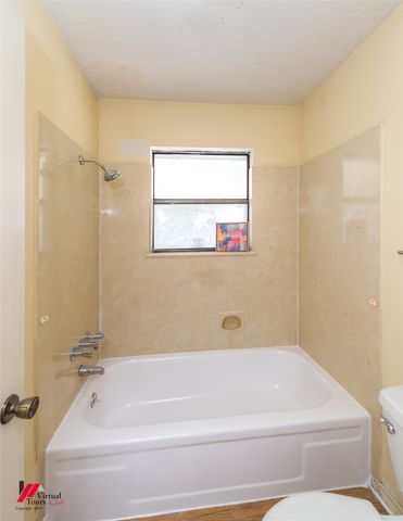 9916 Beaver Creek Drive, Shreveport, LA 71106