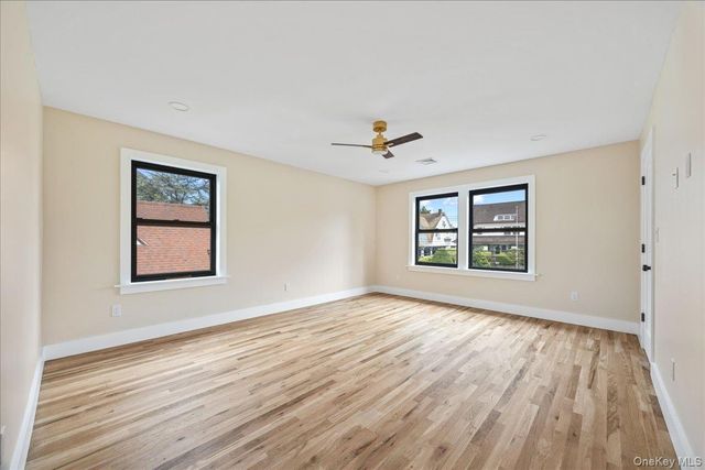 631 N Broadway, Yonkers, NY 10701