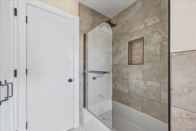 631 N Broadway, Yonkers, NY 10701