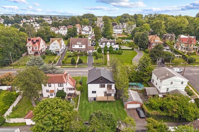 631 N Broadway, Yonkers, NY 10701