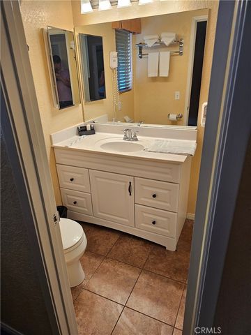 194 Rockledge, Lake Arrowhead, CA 92352